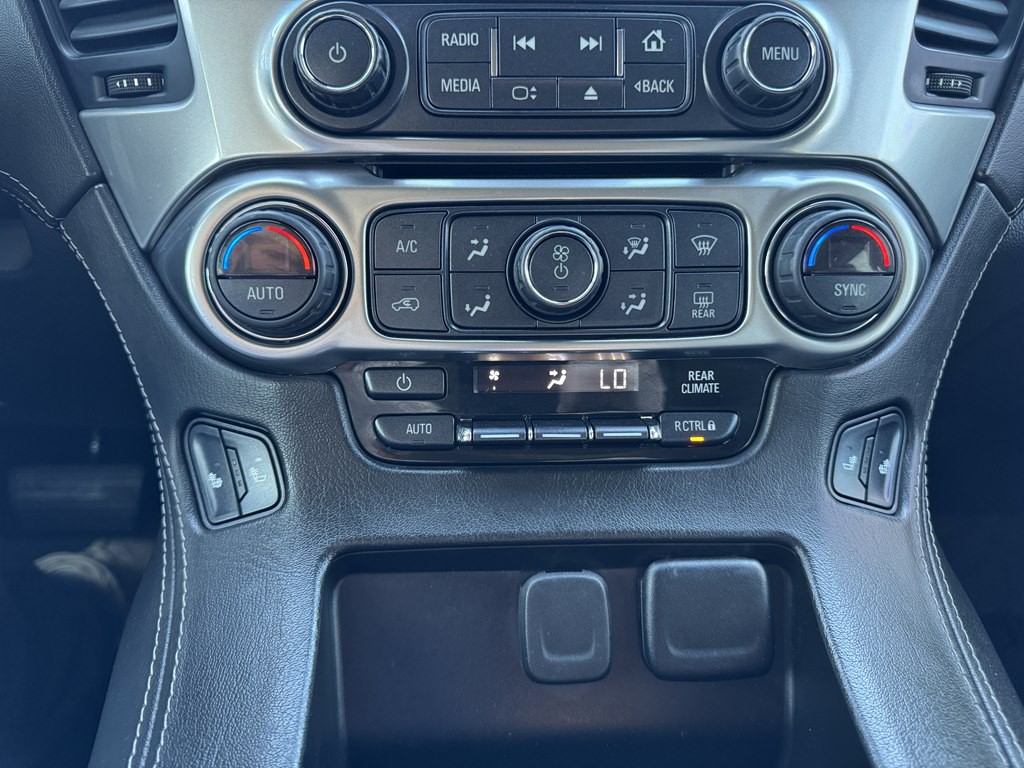 2020 Chevrolet Suburban Image 11