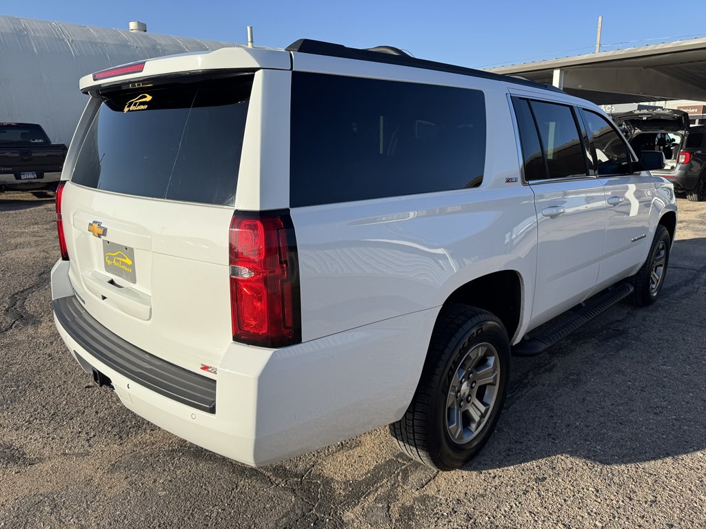 2020 Chevrolet Suburban Image 19