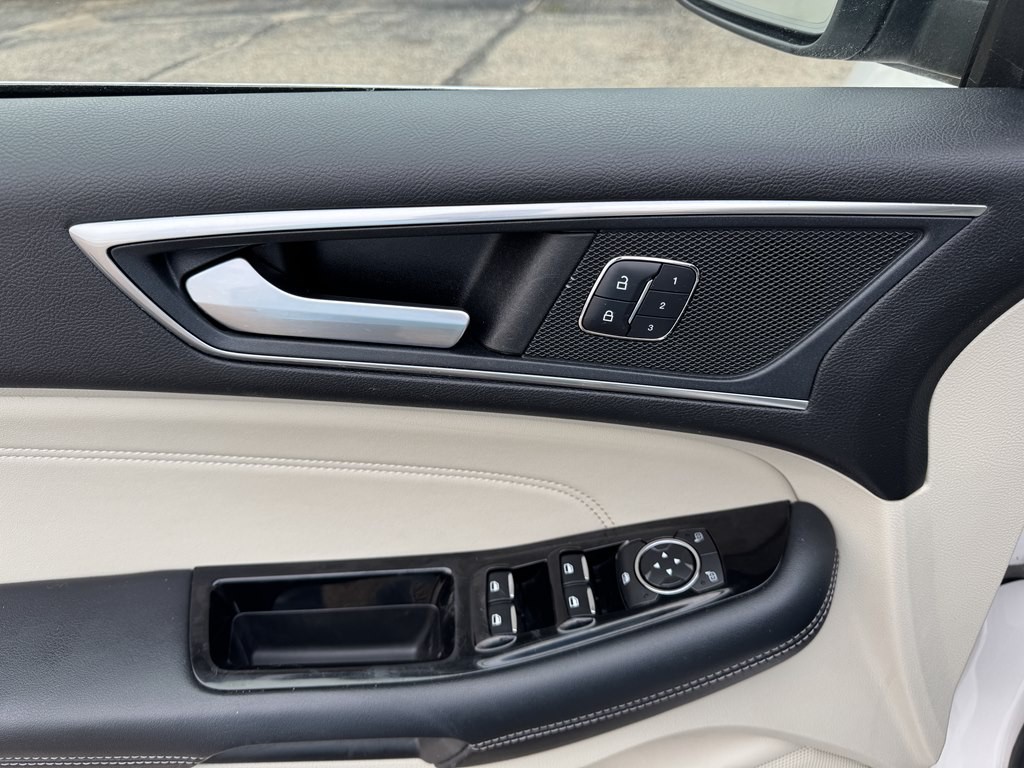 2018 Ford Edge Image 6