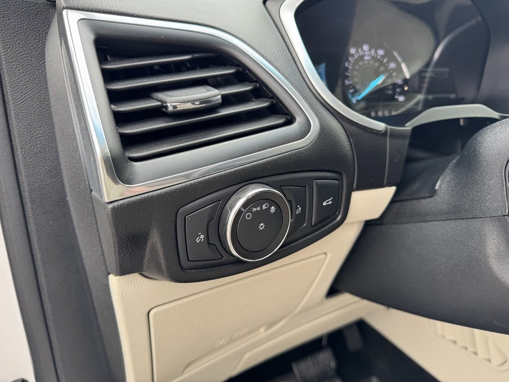 2018 Ford Edge Image 7