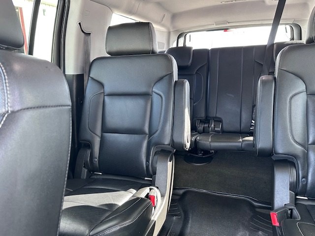 2018 Chevrolet Suburban Image 11