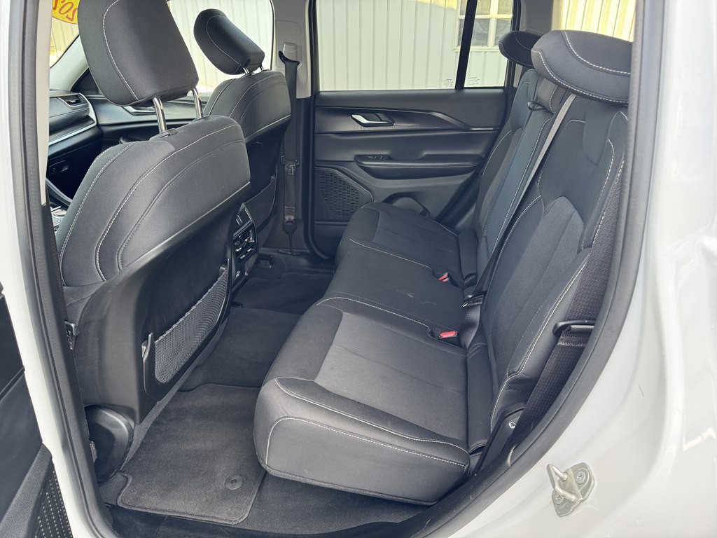 2024 Jeep Grand Cherokee Image 16