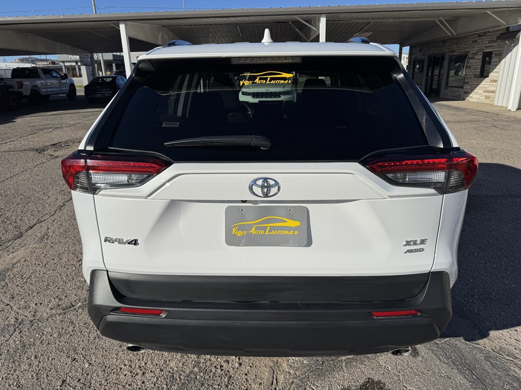 2025 Toyota Rav4 Image 15