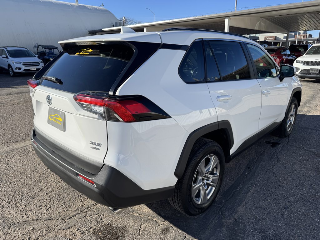 2025 Toyota Rav4 Image 17