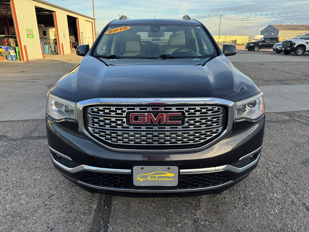 2018 GMC Acadia Image 2