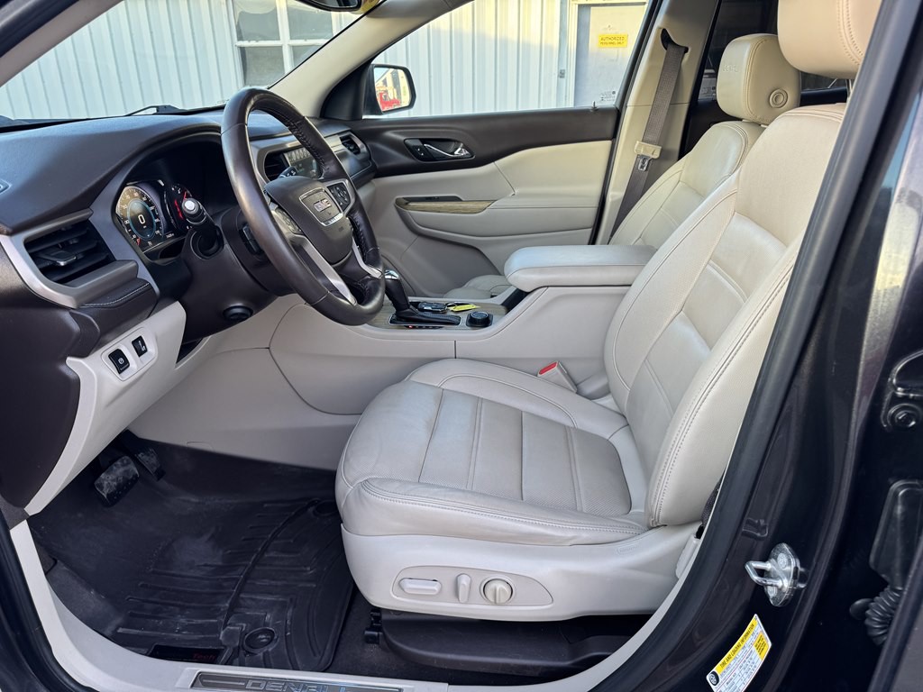 2018 GMC Acadia Image 5