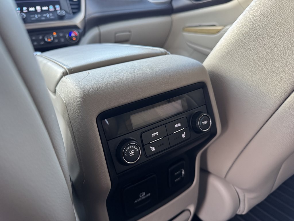 2018 GMC Acadia Image 15