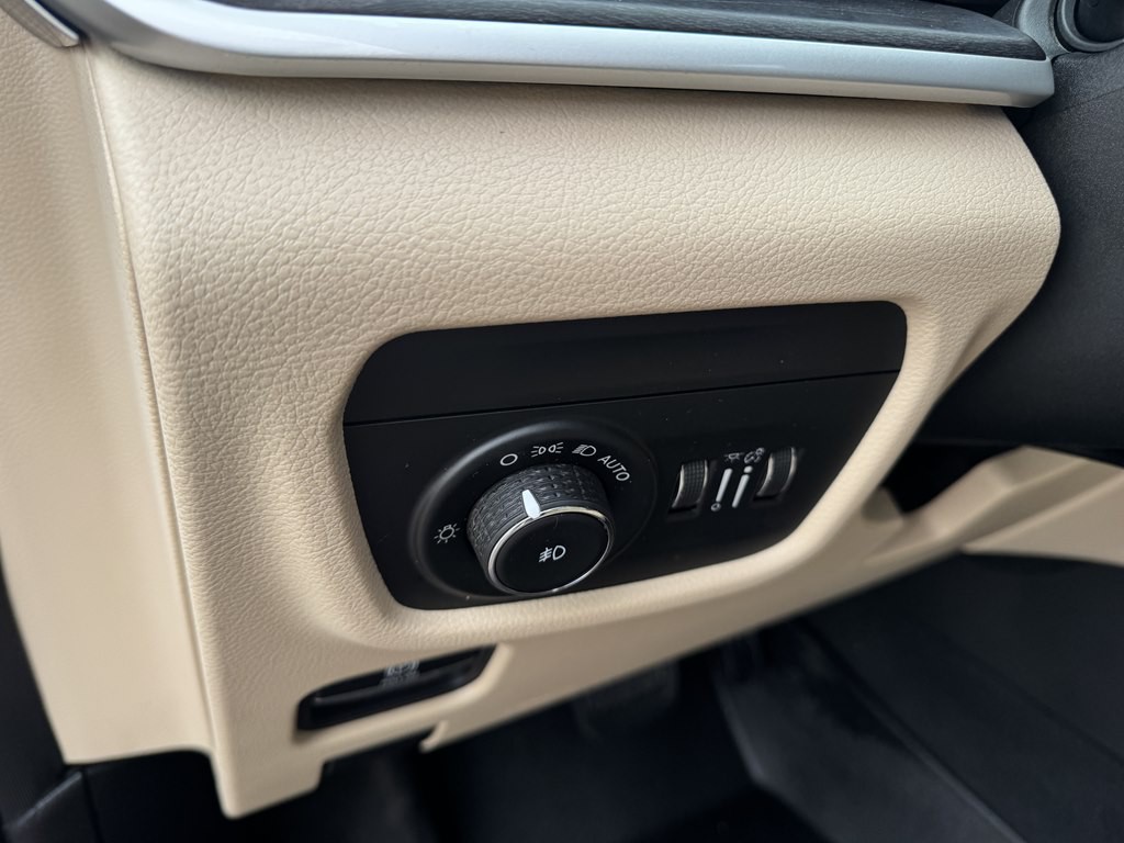 2021 Jeep Grand Cherokee Image 7