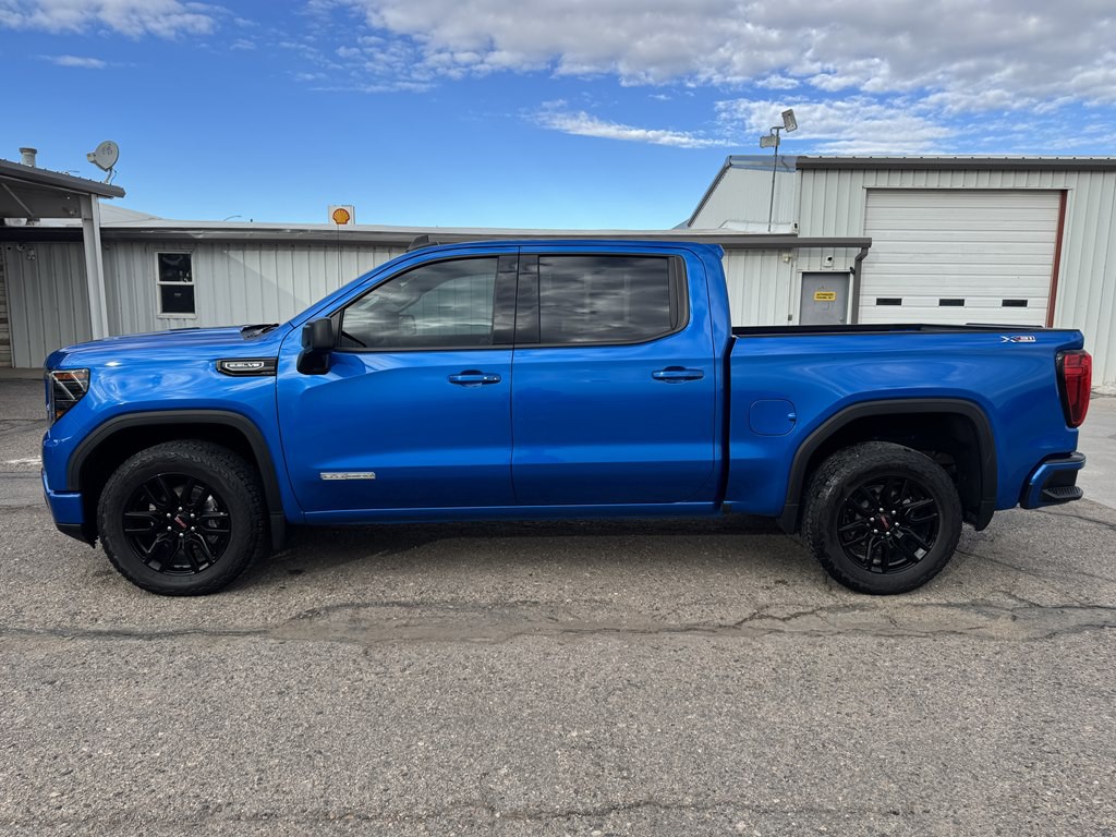 2024 GMC Sierra Image 3