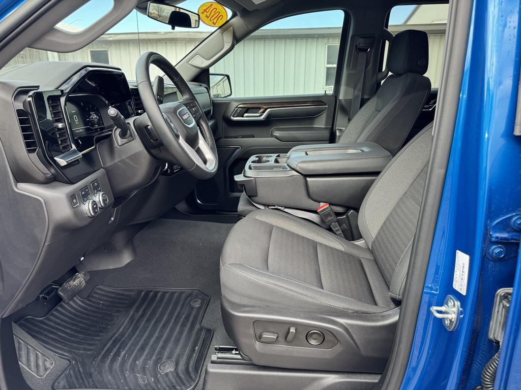 2024 GMC Sierra Image 5