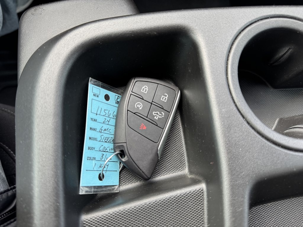 2024 GMC Sierra Image 12