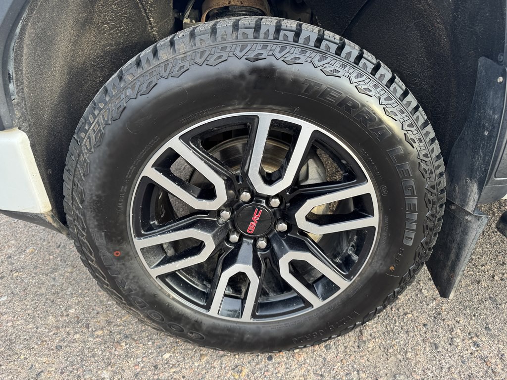 2020 GMC Sierra Image 4