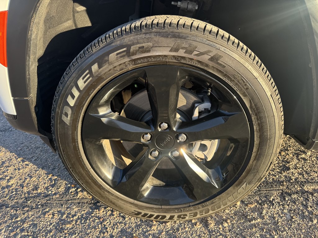 2025 Jeep Grand Cherokee Image 4