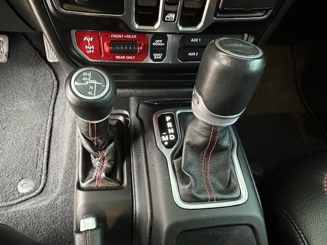 2020 Jeep Gladiator Image 11