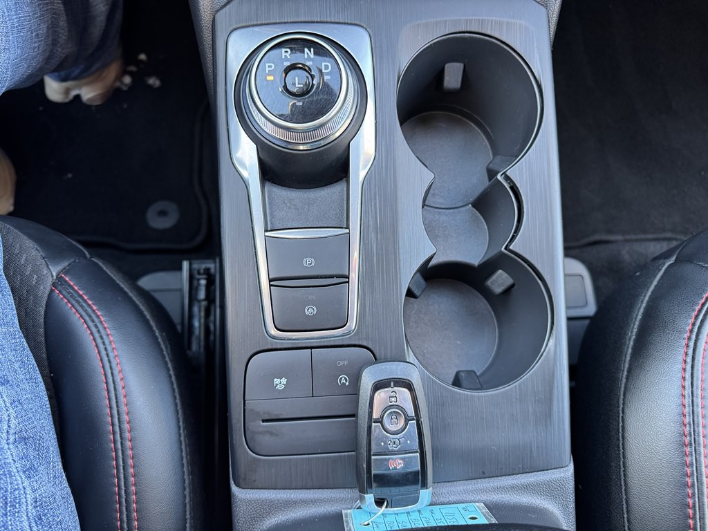 2025 Ford Escape Image 12