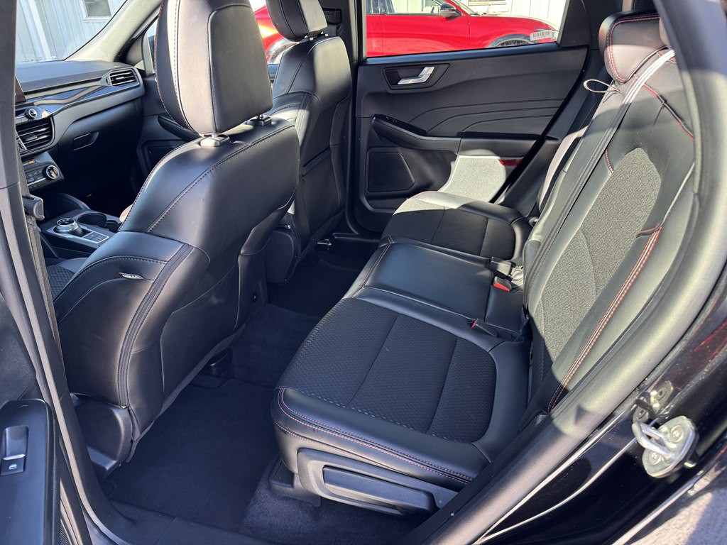 2025 Ford Escape Image 13
