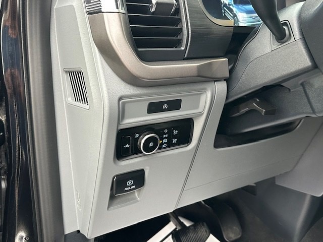 2025 Ford F-150 Image 8
