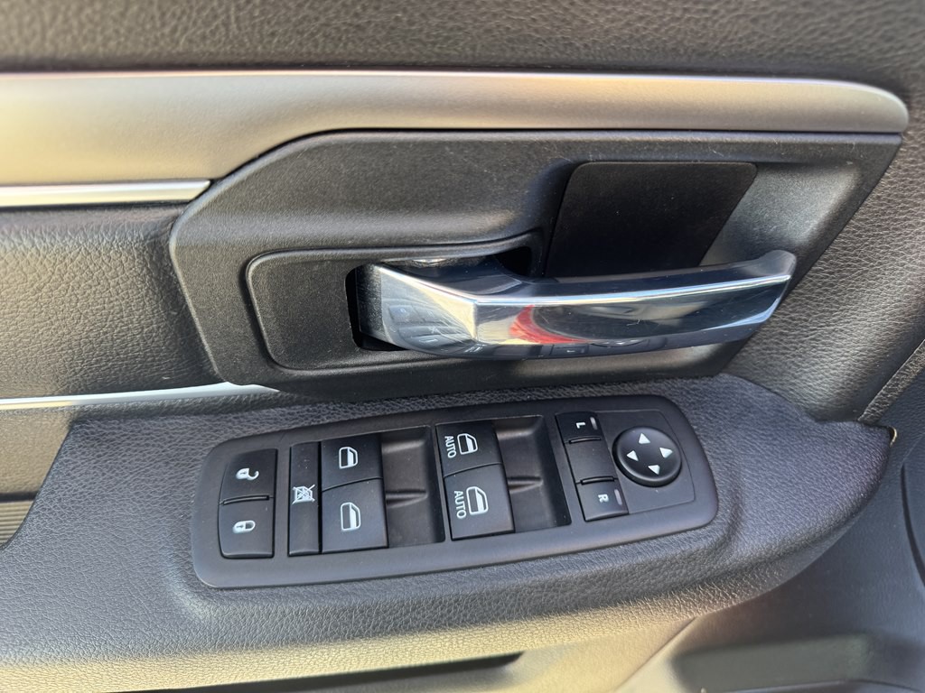 2024 RAM 1500 Image 5