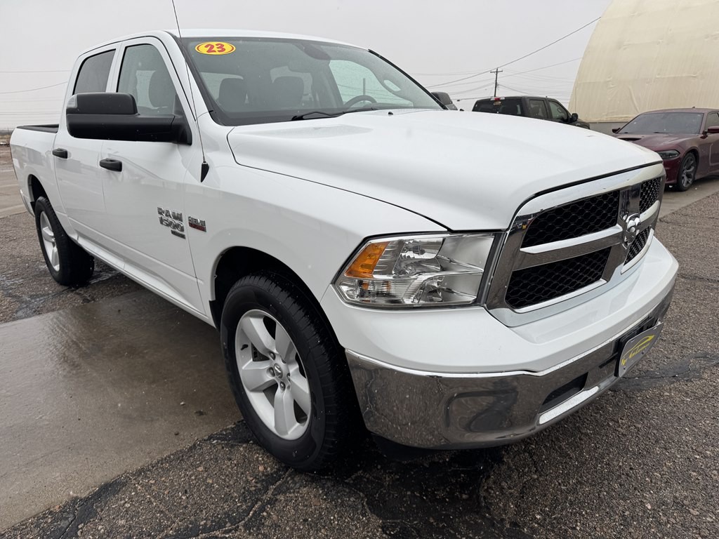 2023 RAM 1500 Image 16