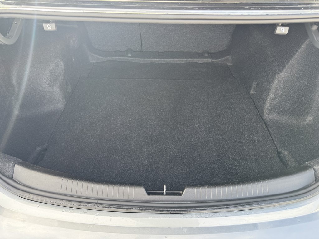 2024 Chevrolet Malibu Image 16