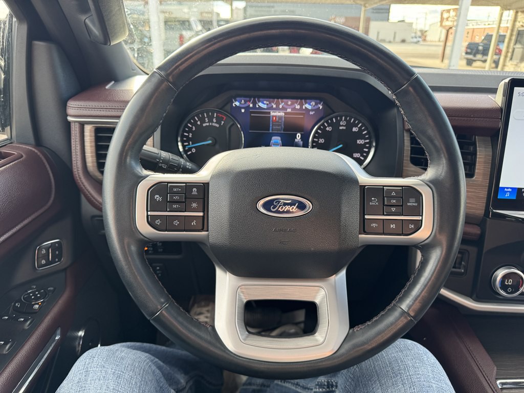 2024 Ford Expedition Image 6