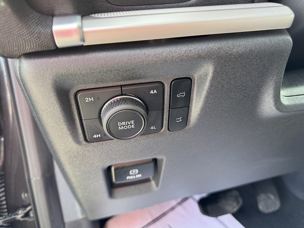 2025 Ford Expedition Image 7