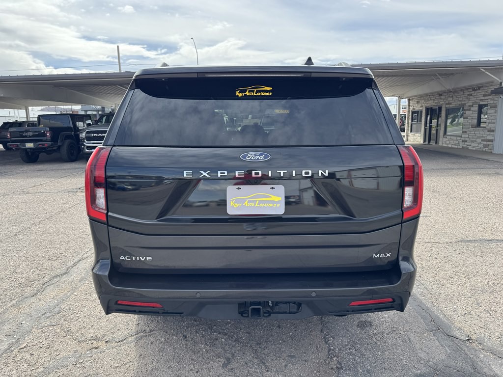 2025 Ford Expedition Image 18