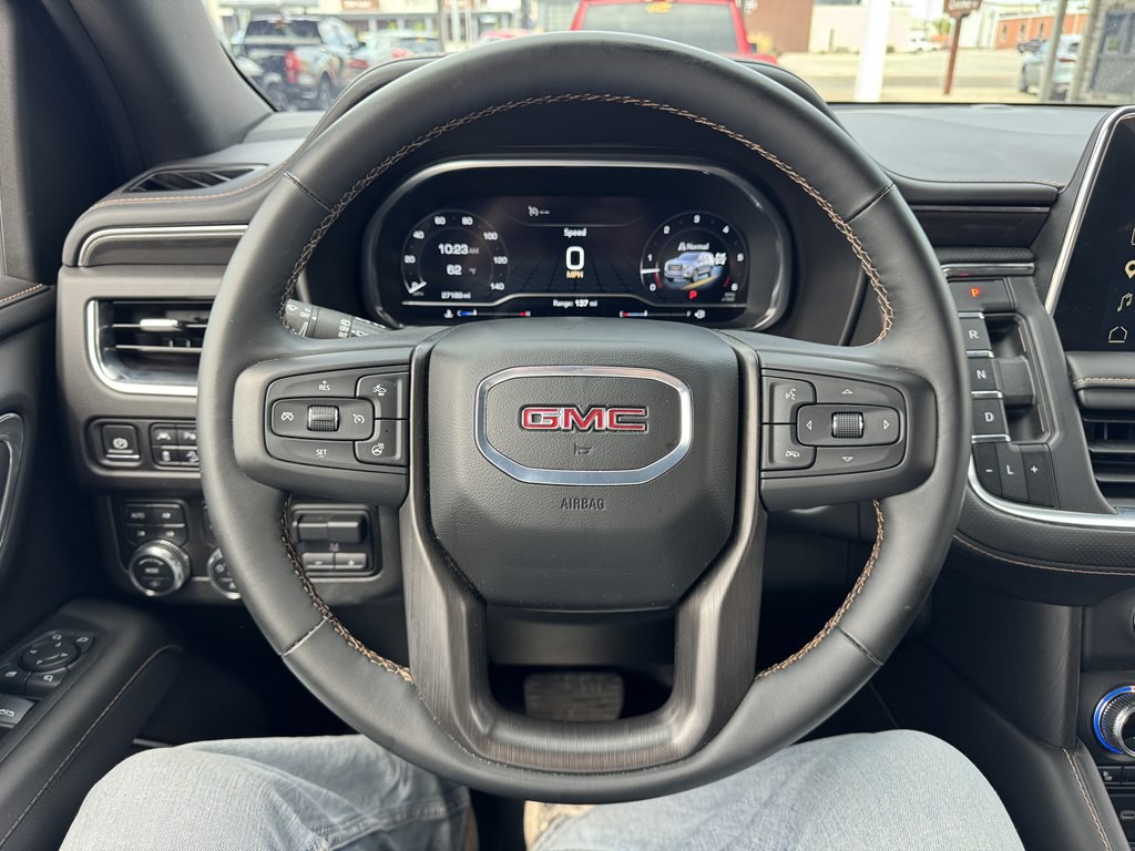 2024 GMC Yukon Image 8