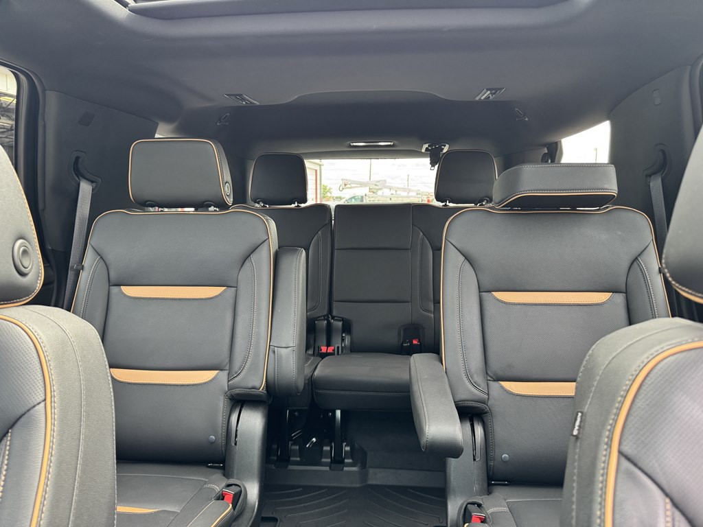 2024 GMC Yukon Image 13