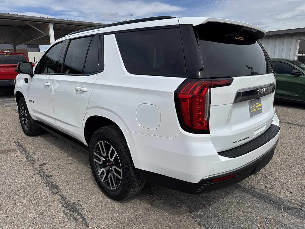 2024 GMC Yukon Image 18