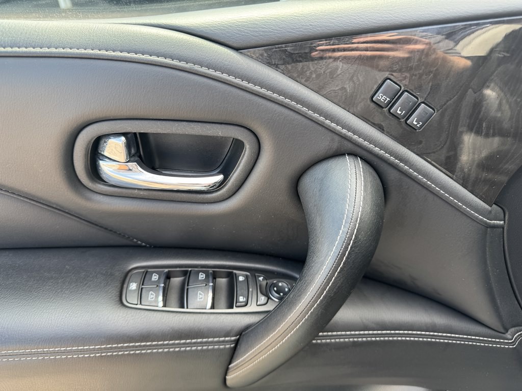 2024 INFINITI QX80 Image 6