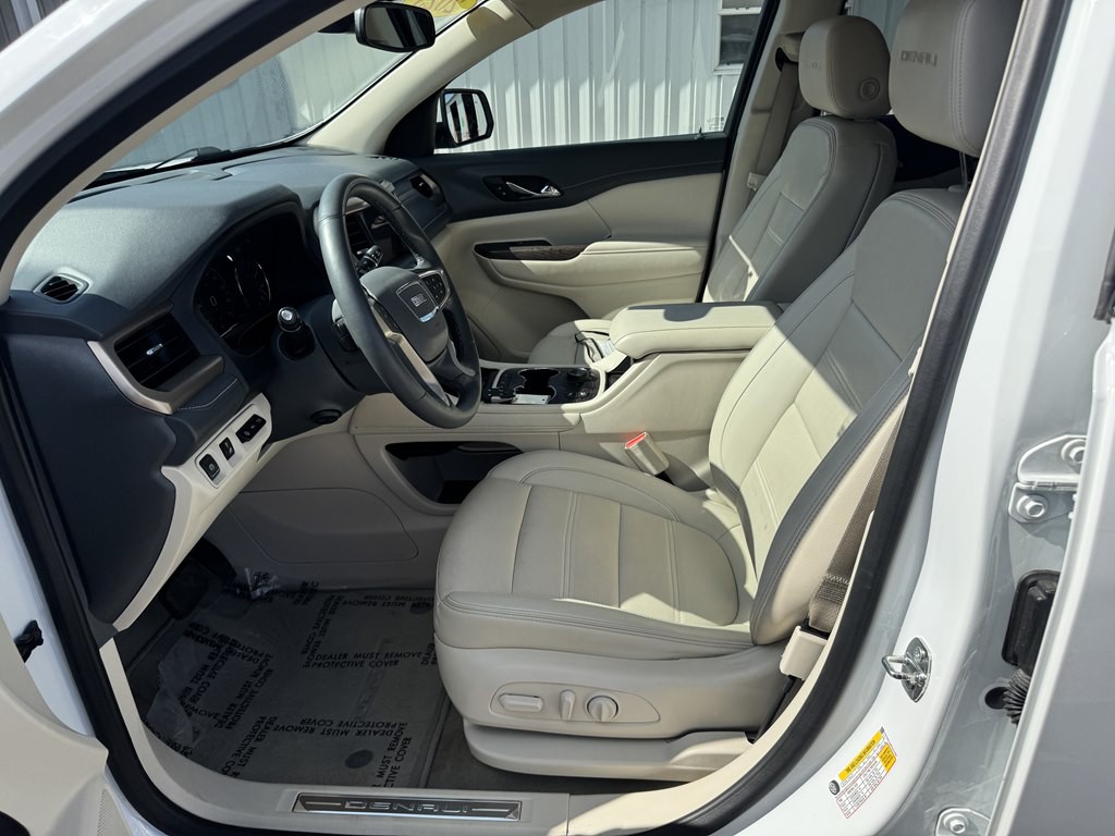 2023 GMC Acadia Image 5