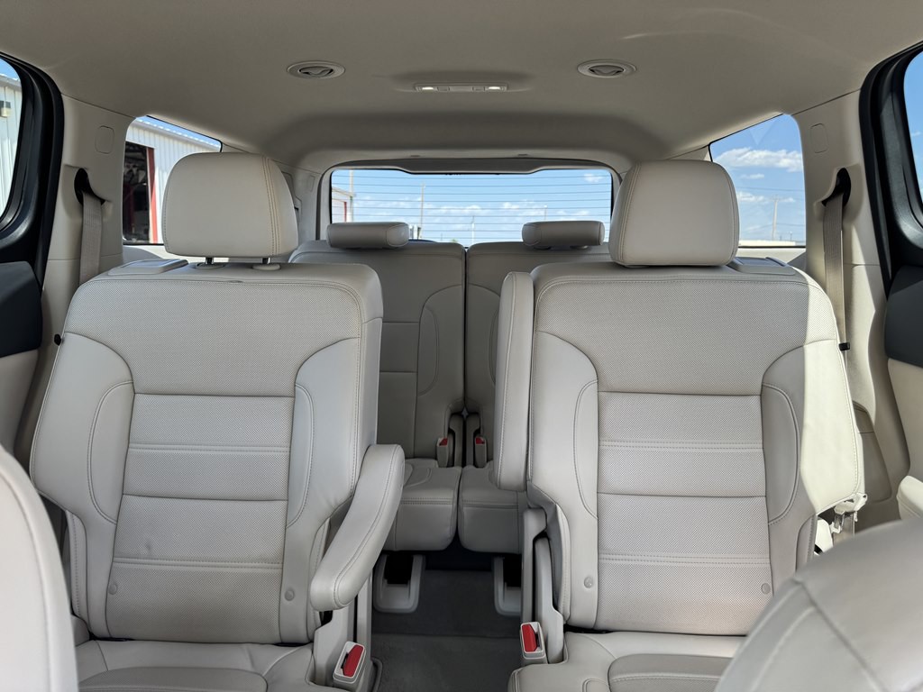 2023 GMC Acadia Image 12