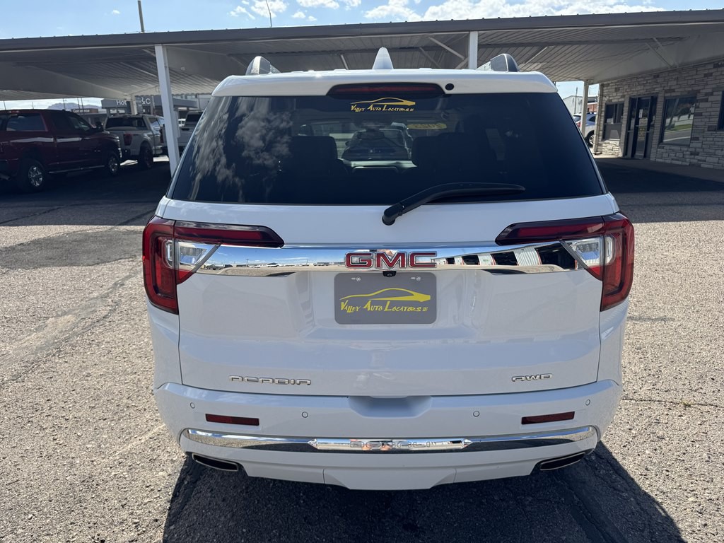 2023 GMC Acadia Image 17