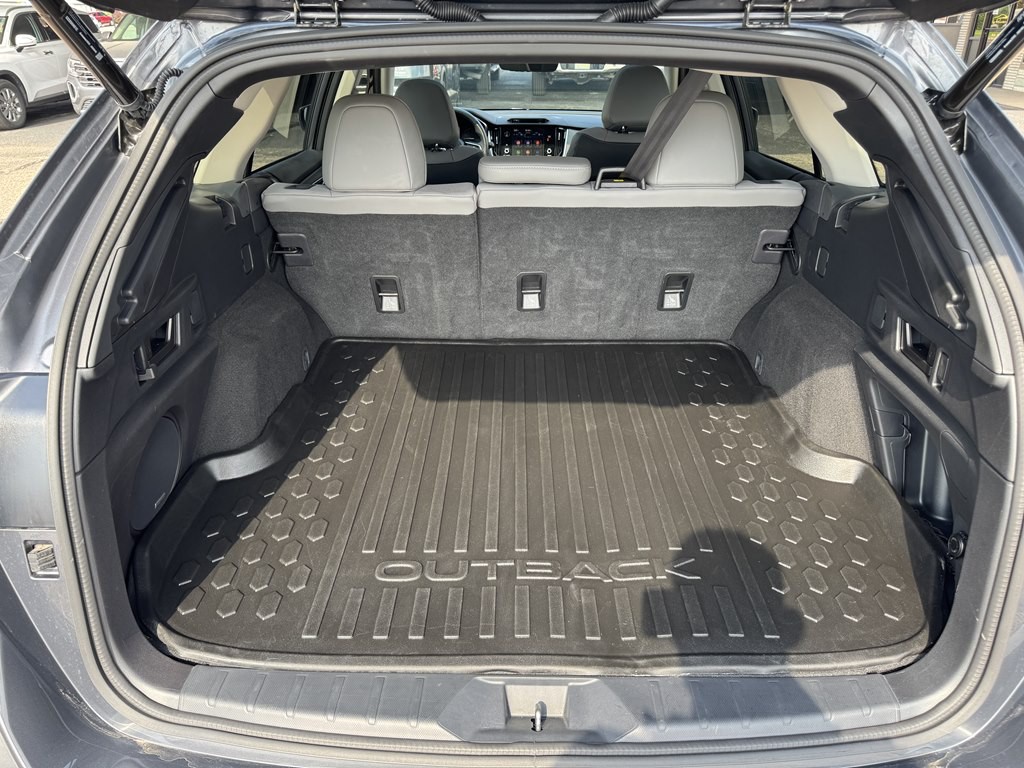 2023 Subaru Outback Image 16