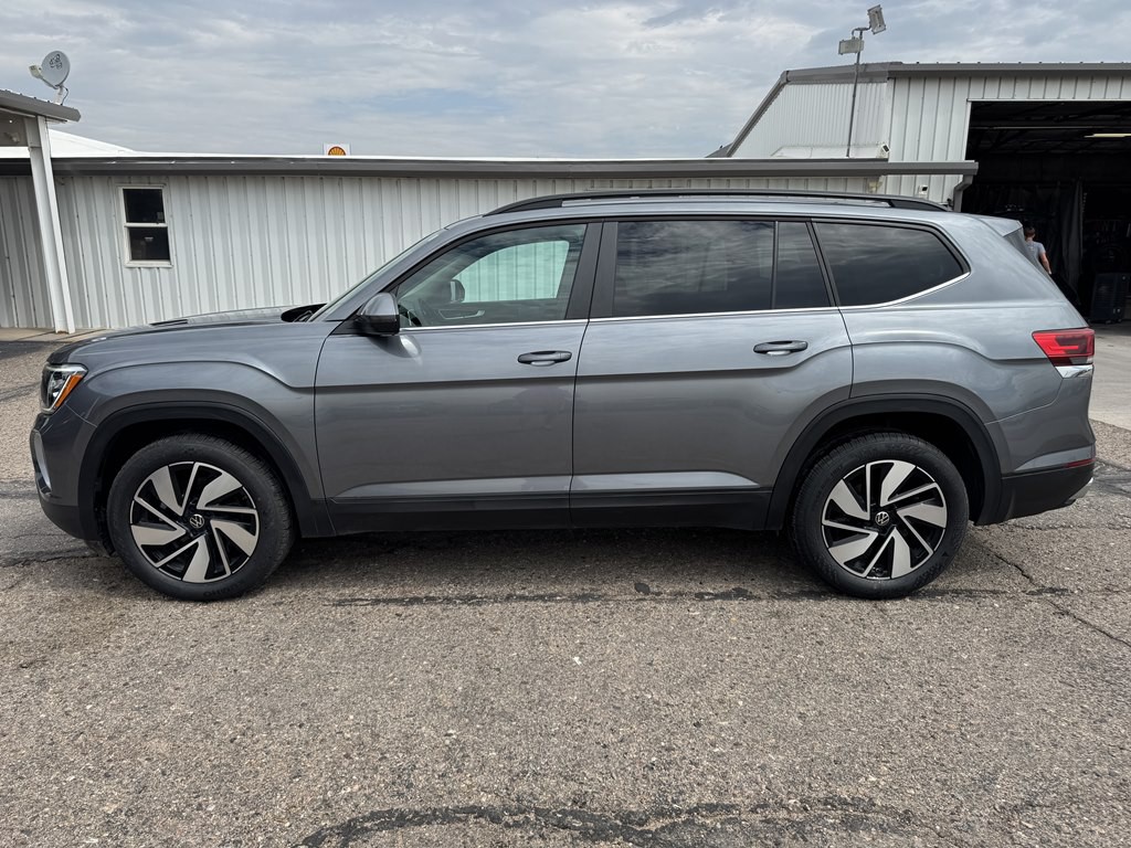 2025 Volkswagen Atlas Image 24