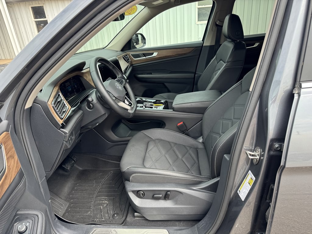 2025 Volkswagen Atlas Image 26