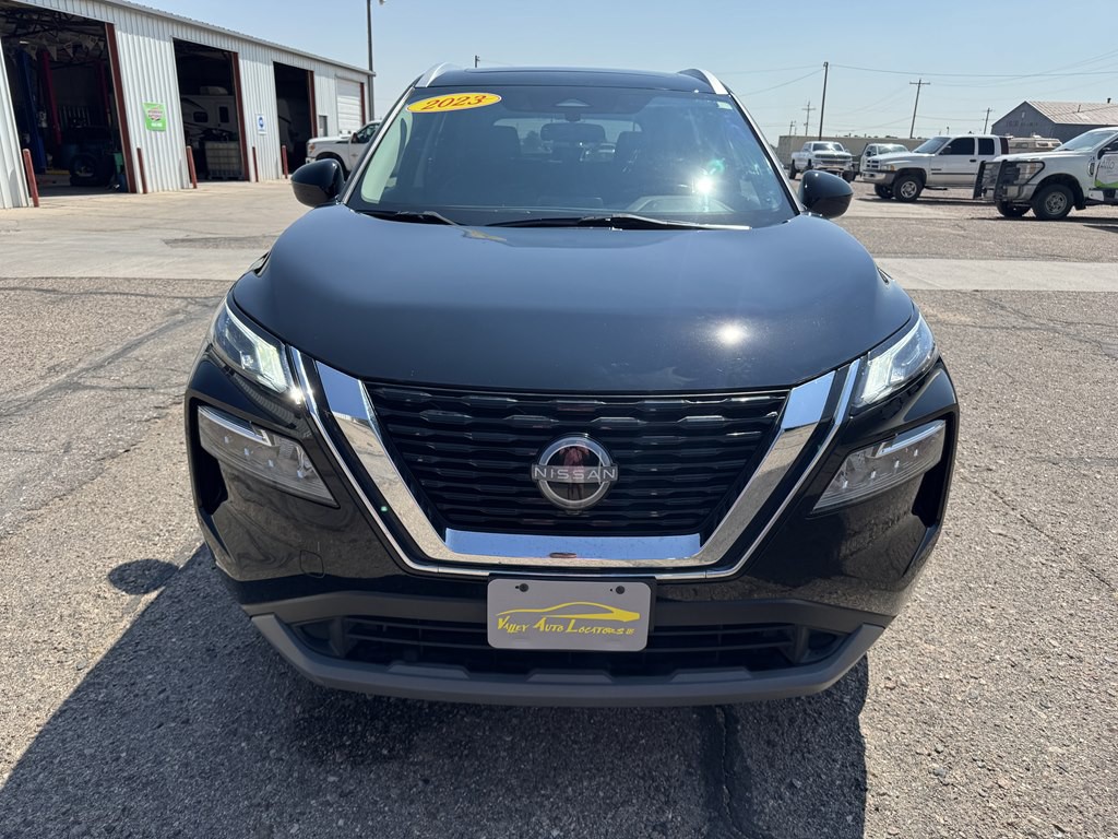2023 Nissan Rogue Image 2