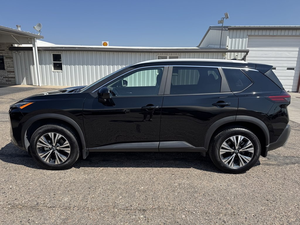 2023 Nissan Rogue Image 3