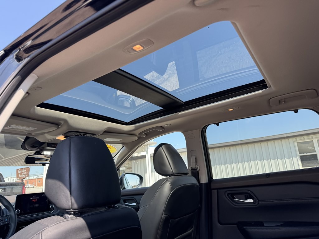 2023 Nissan Rogue Image 13