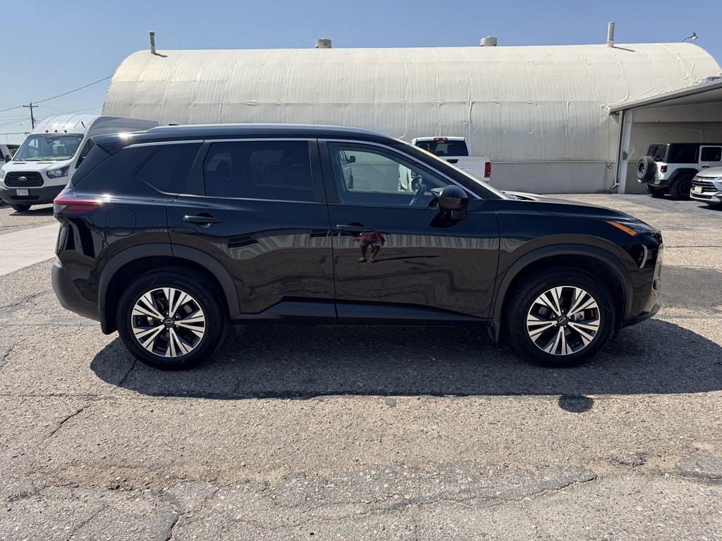 2023 Nissan Rogue Image 18