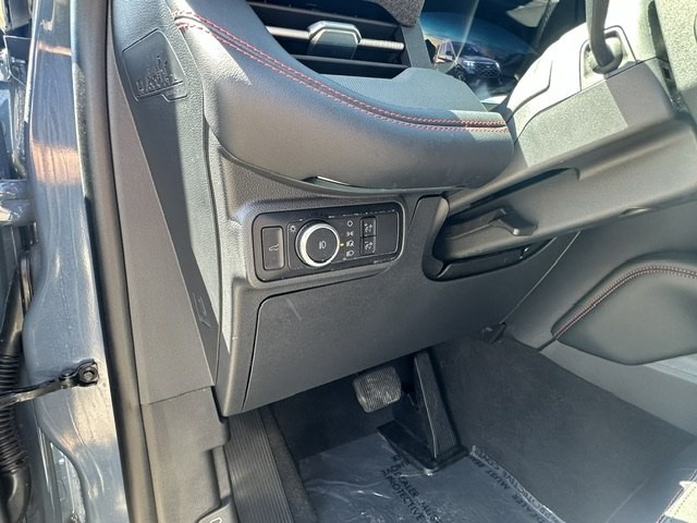 2025 Ford Explorer Image 7