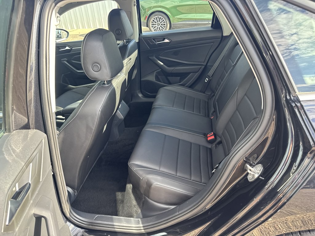 2024 Volkswagen Jetta Image 13