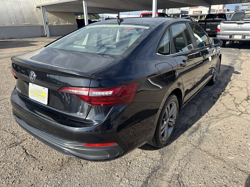2024 Volkswagen Jetta Image 17