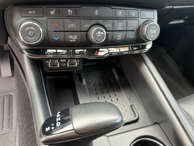 2025 Dodge Durango Image 11