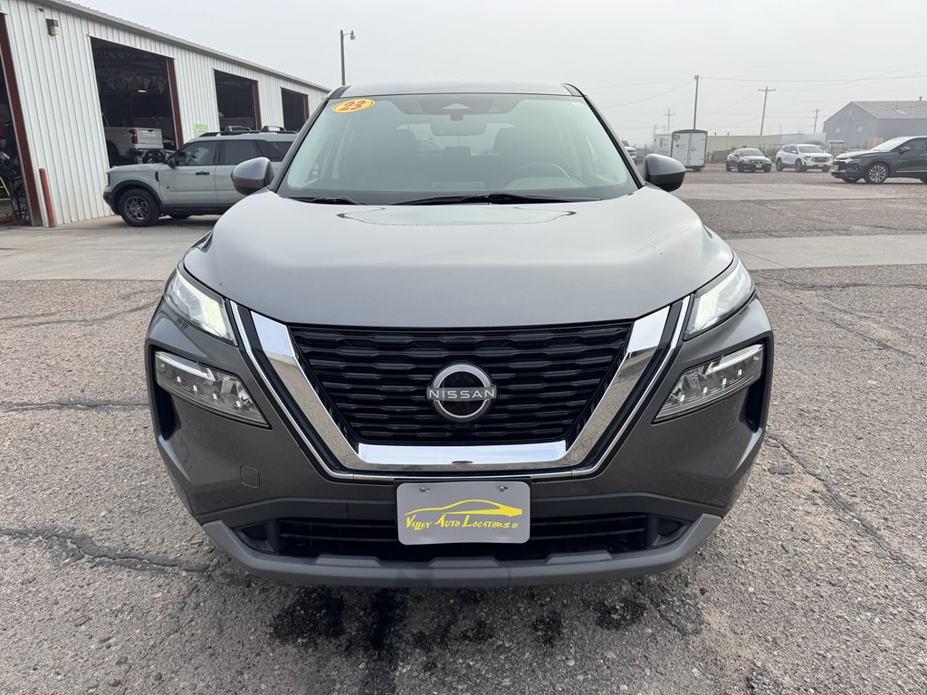 2023 Nissan Rogue Image 2