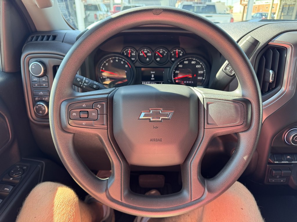 2025 Chevrolet Silverado 1500 Image 8
