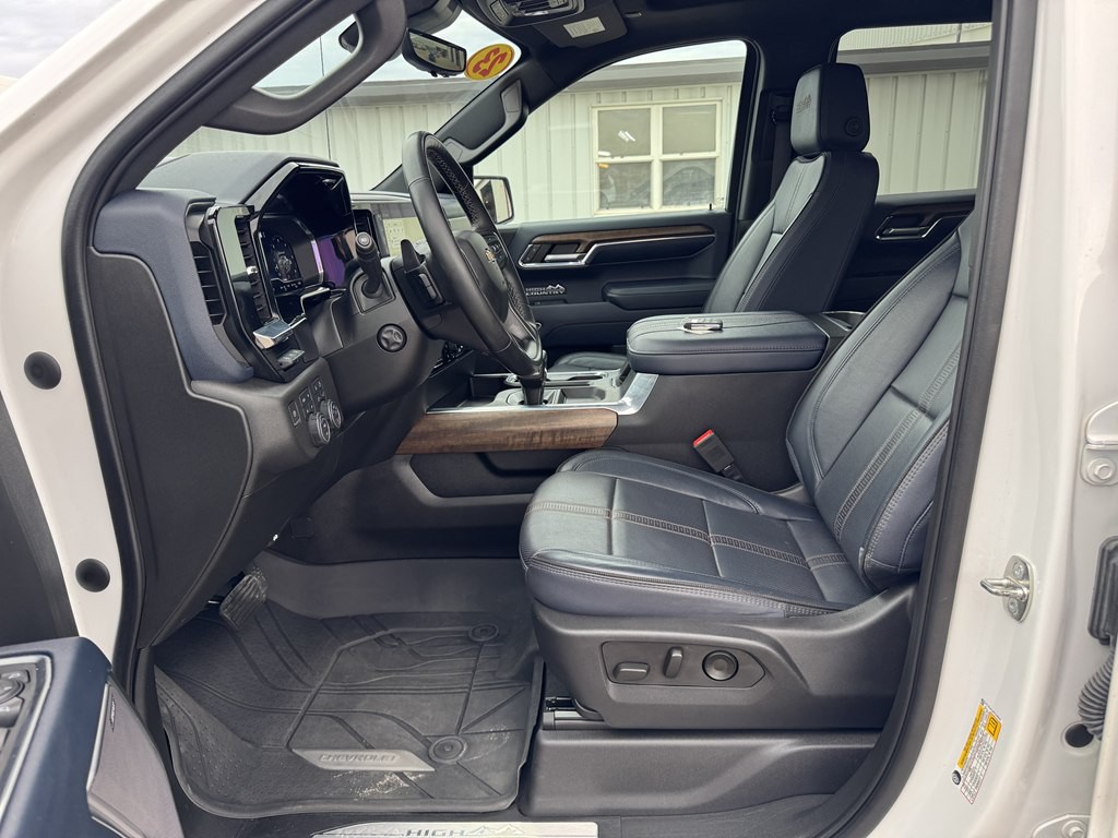 2023 Chevrolet Silverado 1500 Image 5