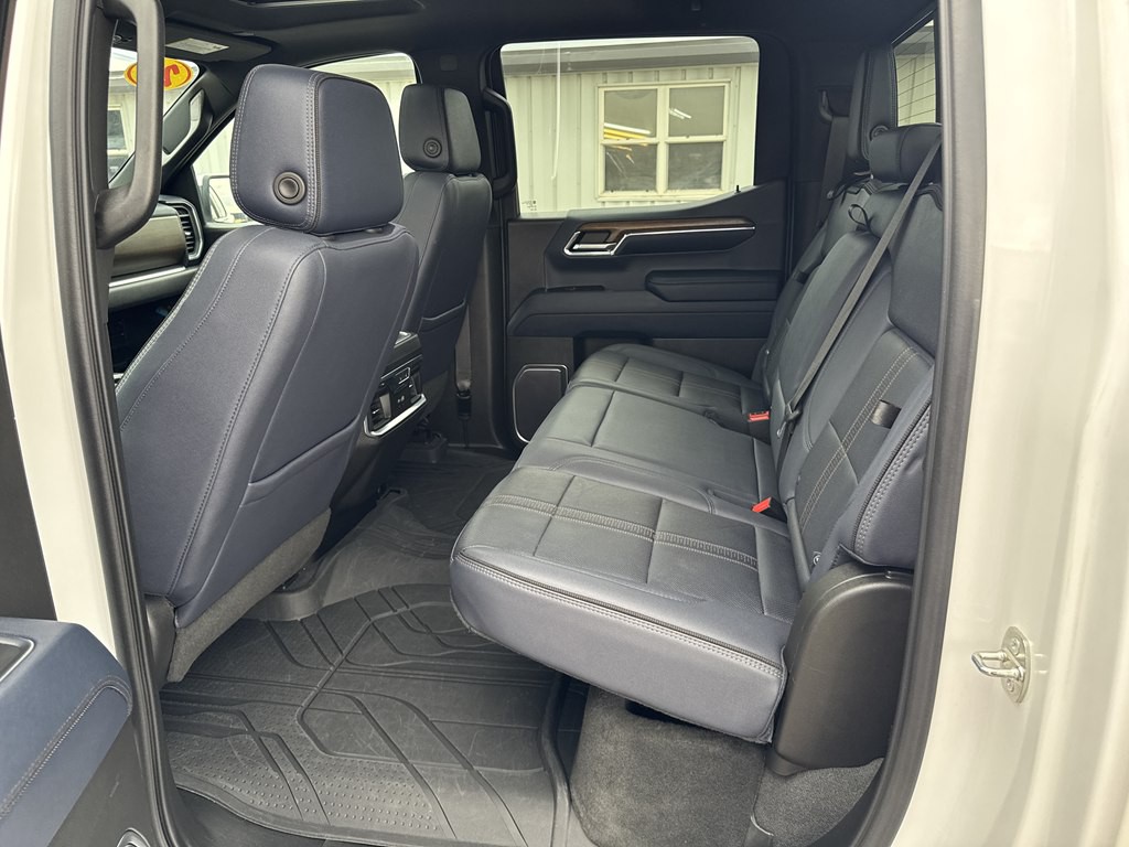 2023 Chevrolet Silverado 1500 Image 13