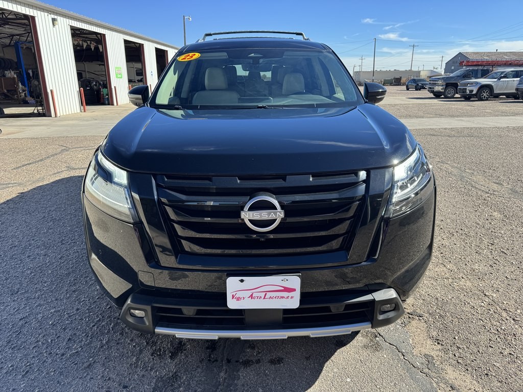 2023 Nissan Pathfinder Image 2
